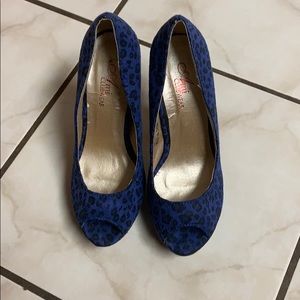 Ami Clubwear Blue Cheetah Women’s Heels Never Worn
